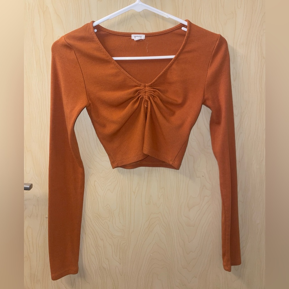 Ribbed front tie crop long sleeve